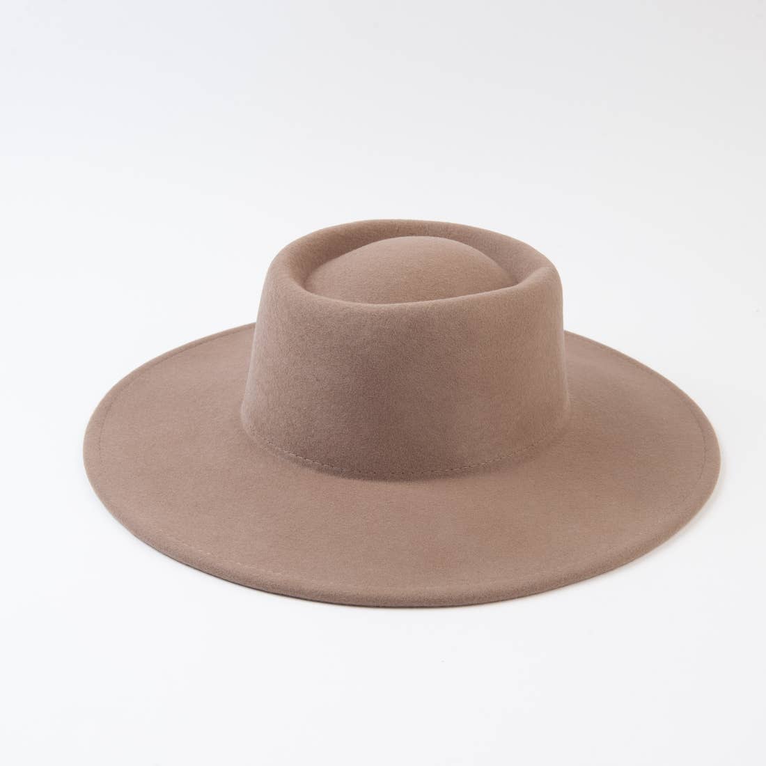 Vera Hat